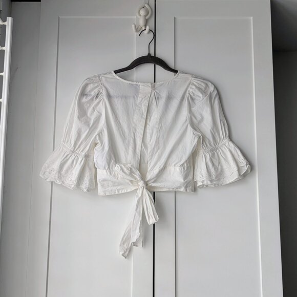 Vero Moda Cropped White Lace Top NWOT - Picture 2 of 5